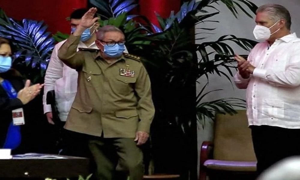 Κούβα: Τέλος εποχής για τους Κάστρο - Ο Ραούλ παραδίδει την ηγεσία